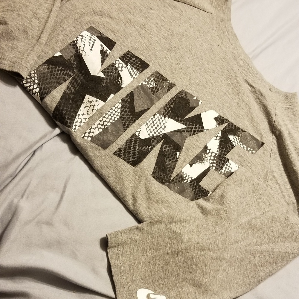 Nike shirt